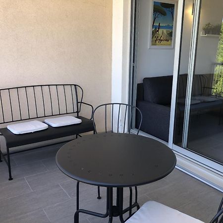 Holidays Hyères Стая снимка